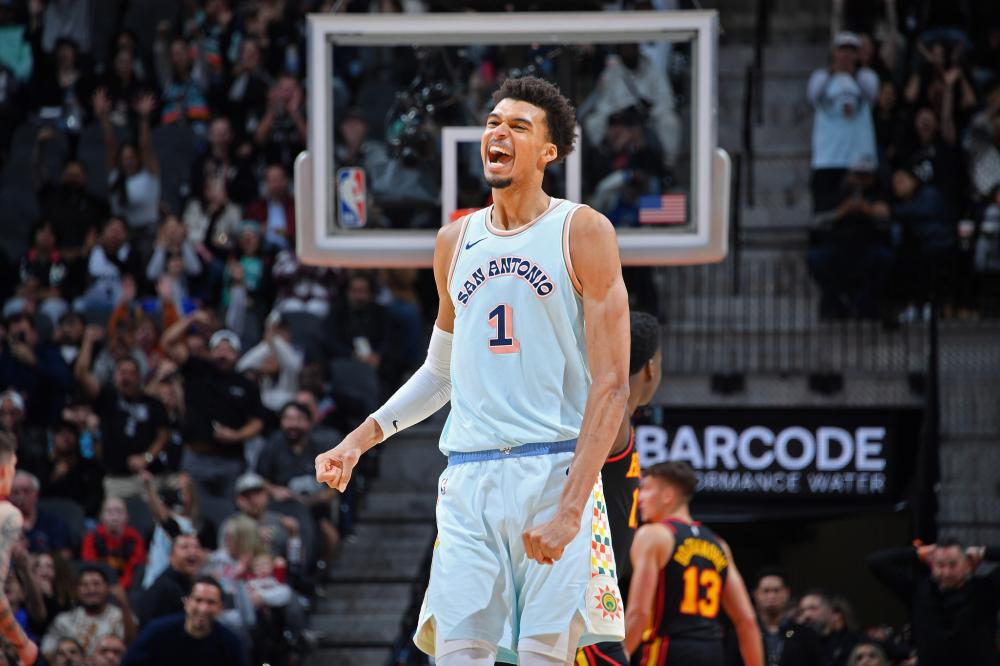 但火箭队依 但火箭队依