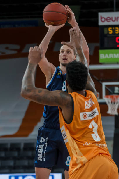 青训球员被 青训球员被