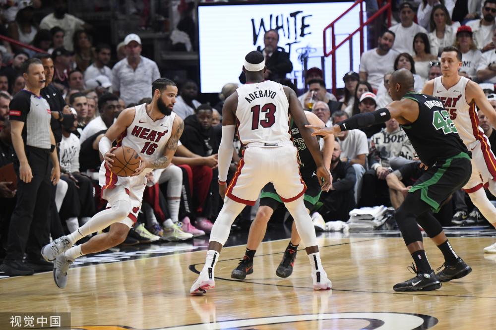 接受媒体采 接受媒体采