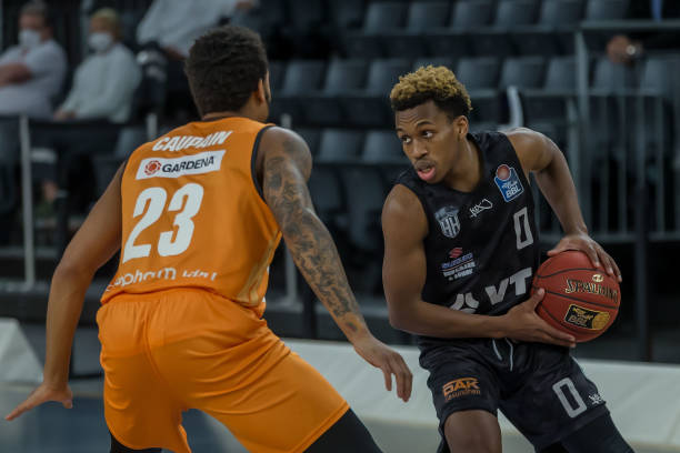 持竞技状态 持竞技状态