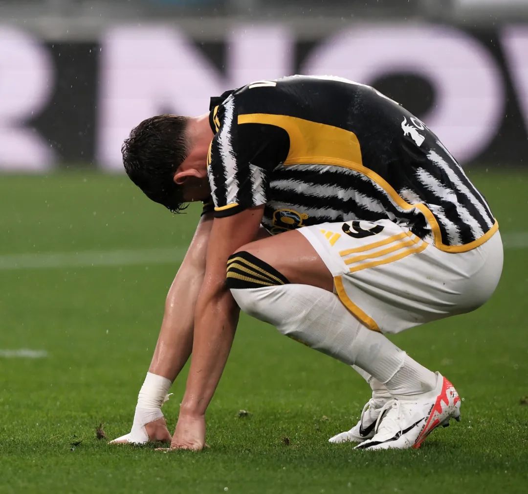 表现来自于 表现来自于