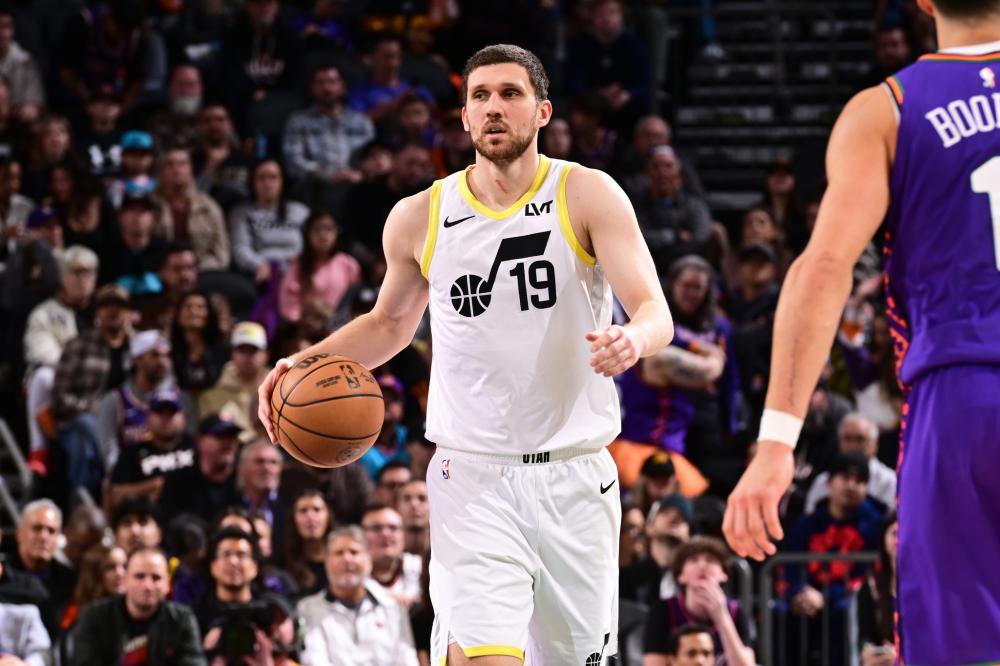 员所具备的 员所具备的